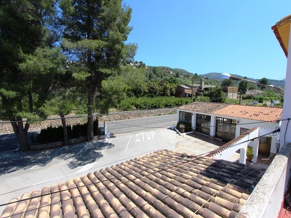 4 bed commercial_premises in Orba