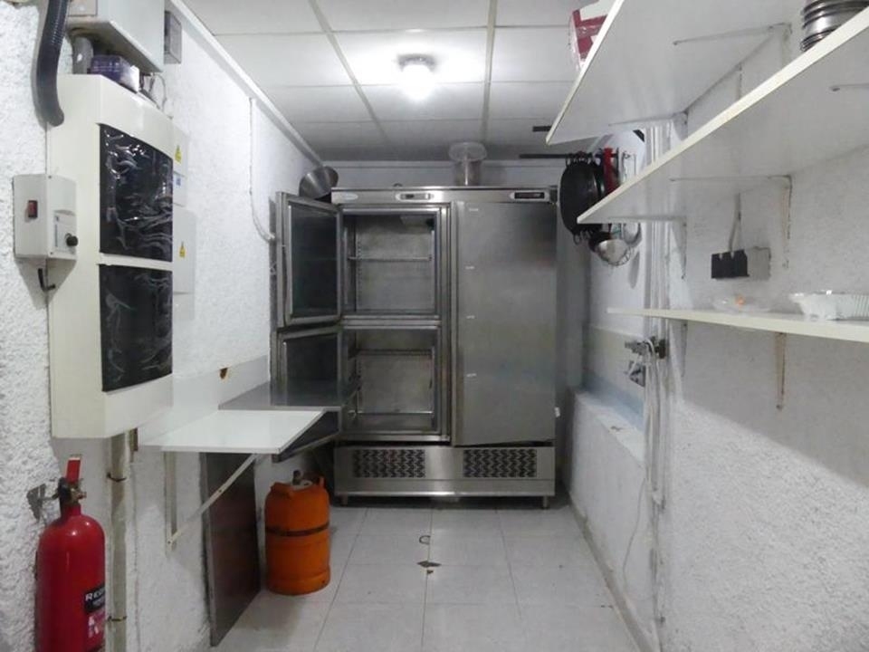 4 bed commercial_premises in Orba