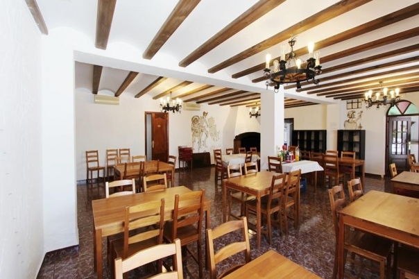 4 bed commercial_premises in Orba