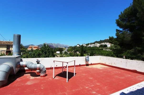 4 bed commercial_premises in Orba