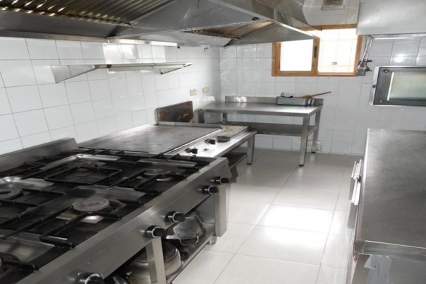 4 bed commercial_premises in Orba