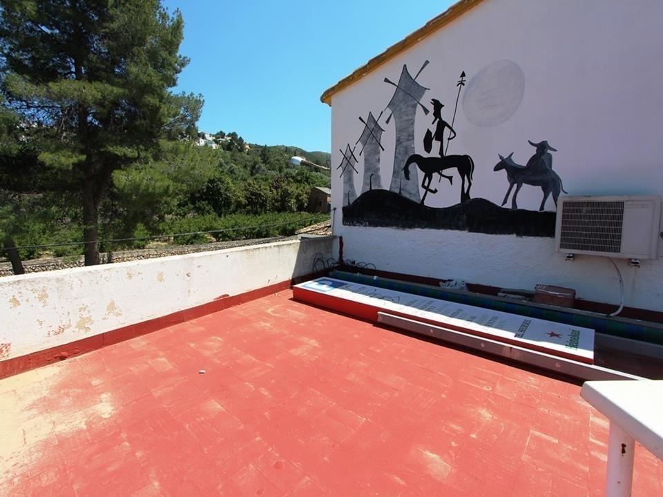 4 bed commercial_premises in Orba