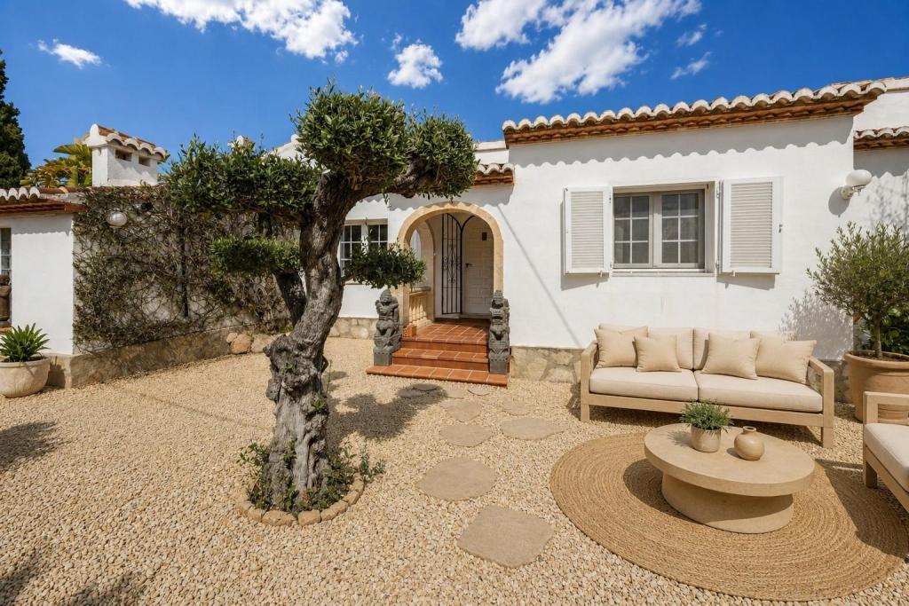 6 bed villas in Javea