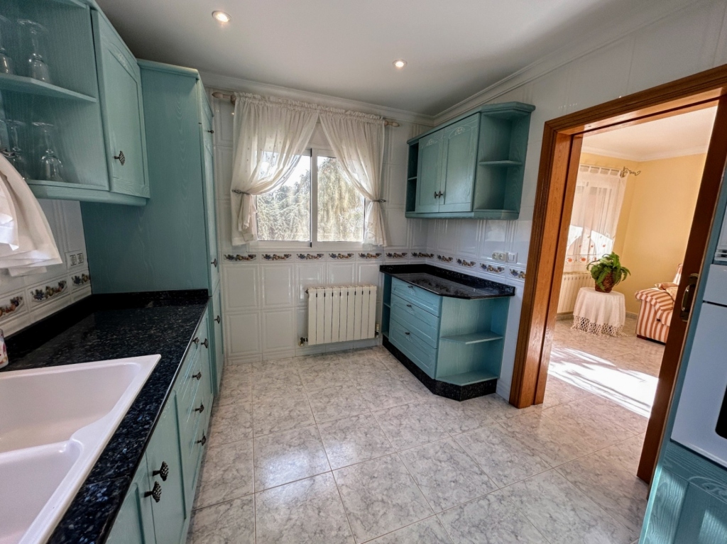 3 bed villa in Jalón