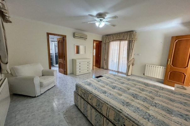 3 bed villa in Jalón