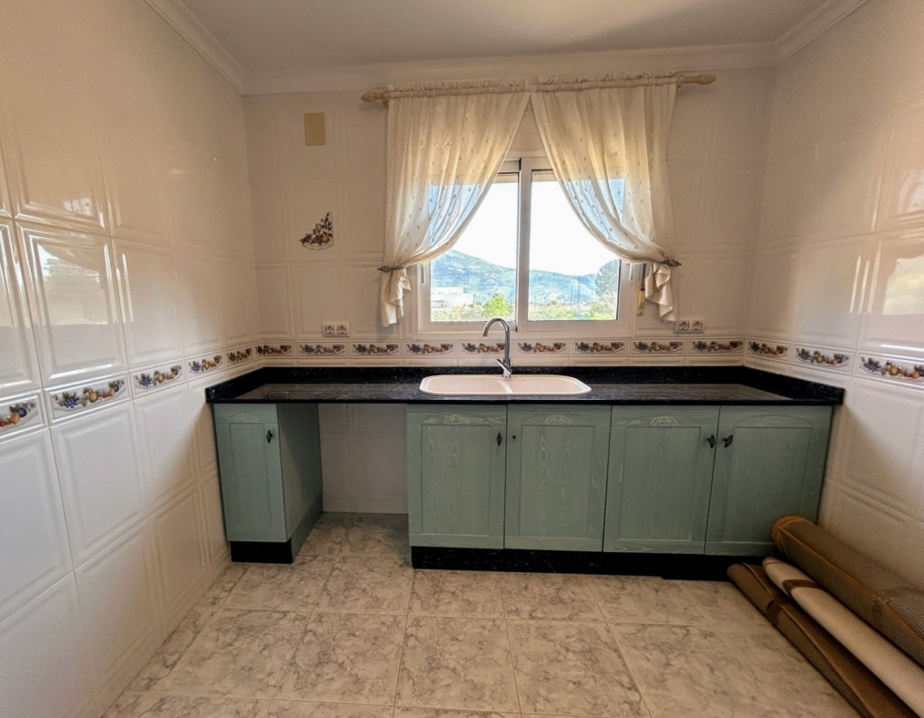 3 bed villa in Jalón