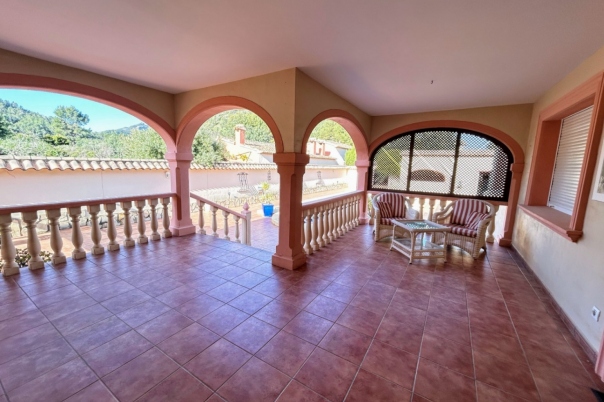 3 bed villa in Jalón