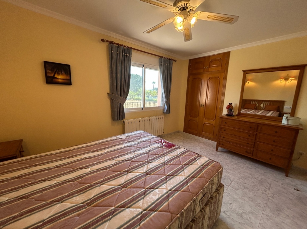 3 bed villa in Jalón