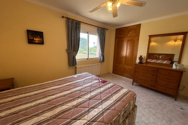 3 bed villa in Jalón