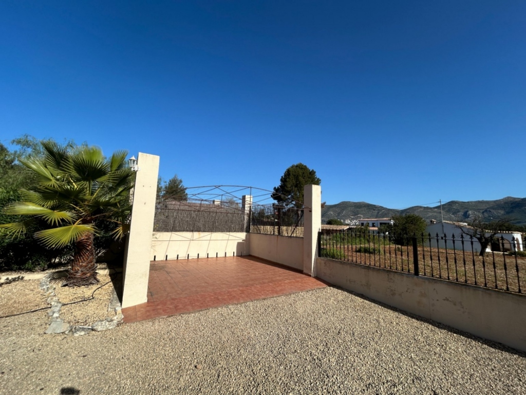 3 bed villa in Jalón