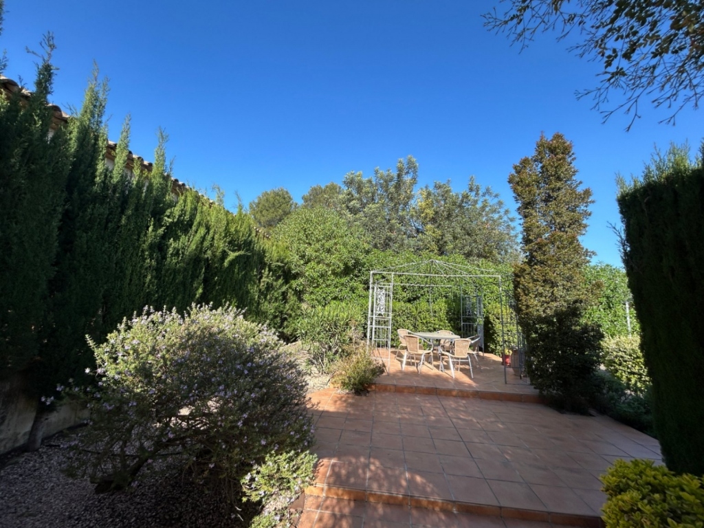 3 bed villa in Jalón