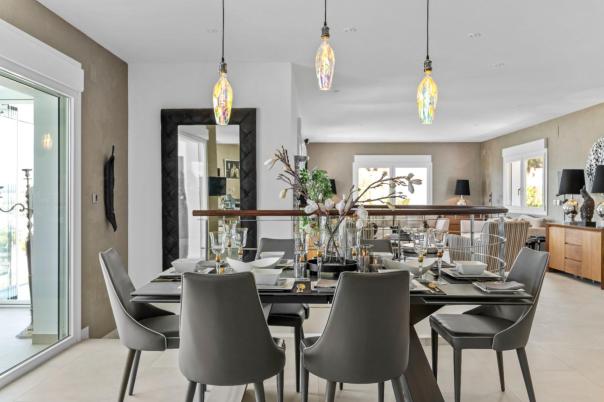 5 bed villas in Moraira