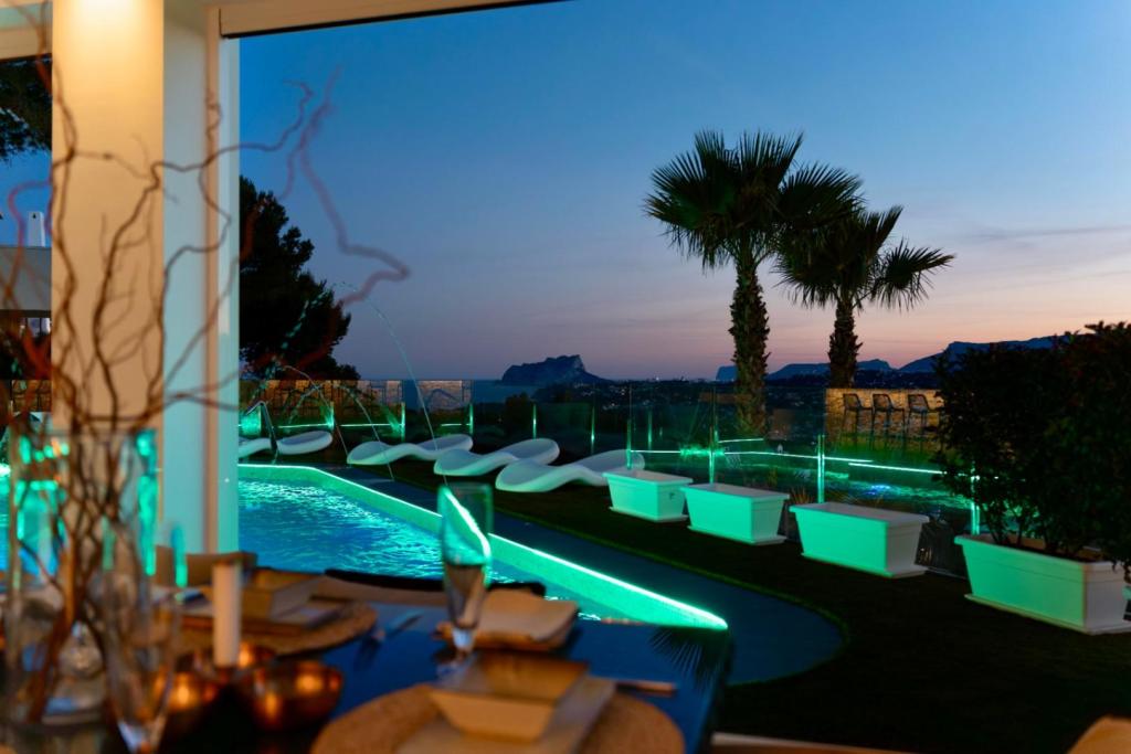 5 bed villas in Moraira