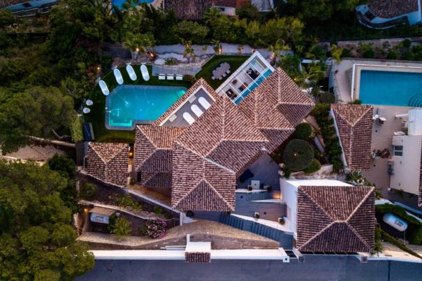 5 bed villas in Moraira
