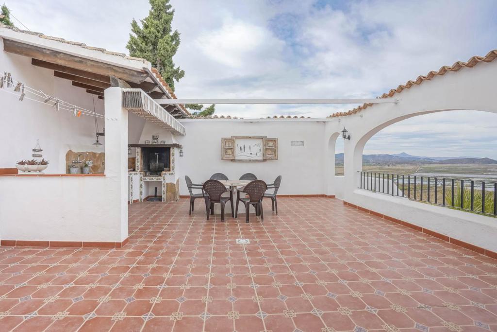 5 bed villa in Pego