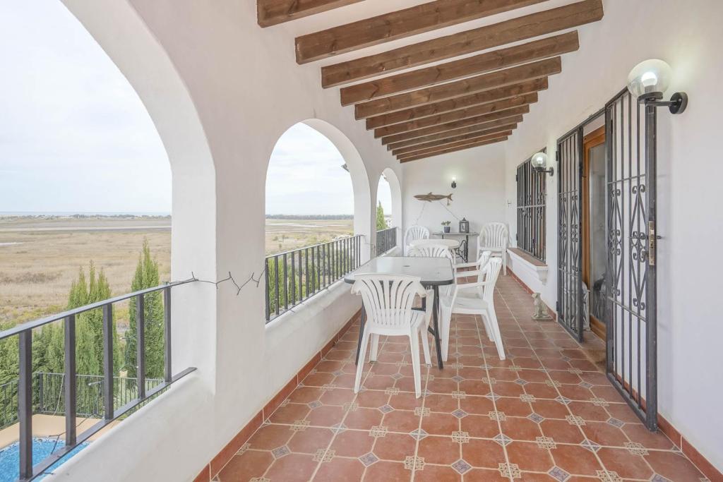 5 bed villa in Pego