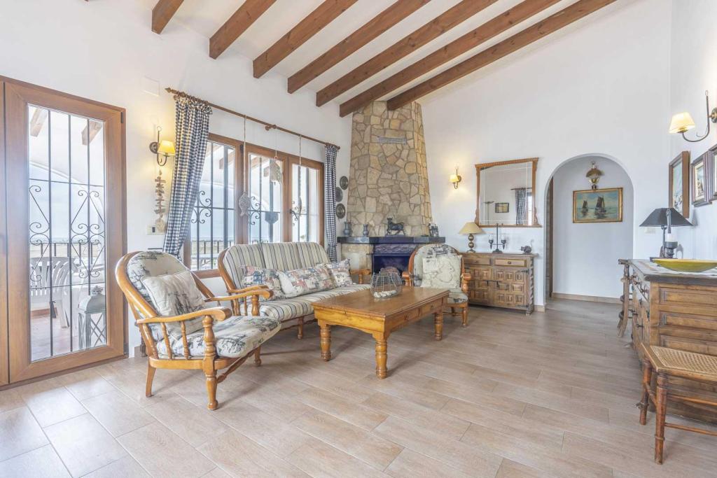 5 bed villa in Pego