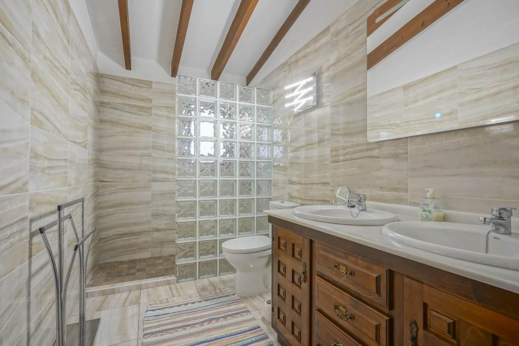 5 bed villa in Pego