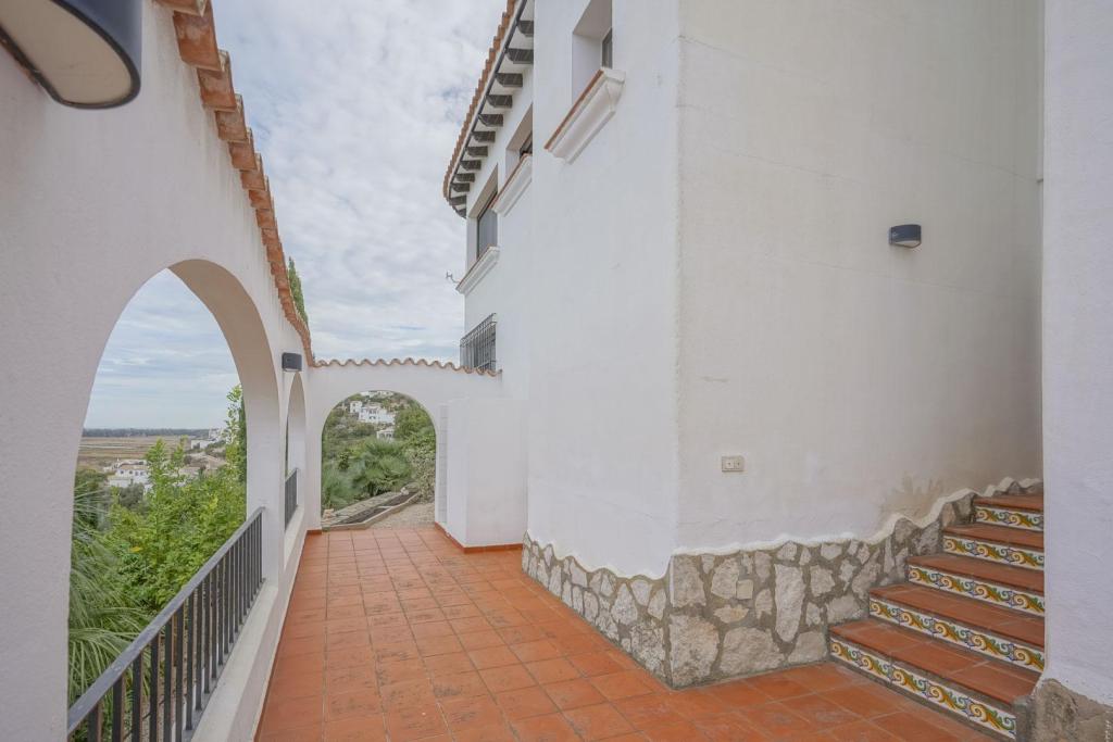 5 bed villa in Pego