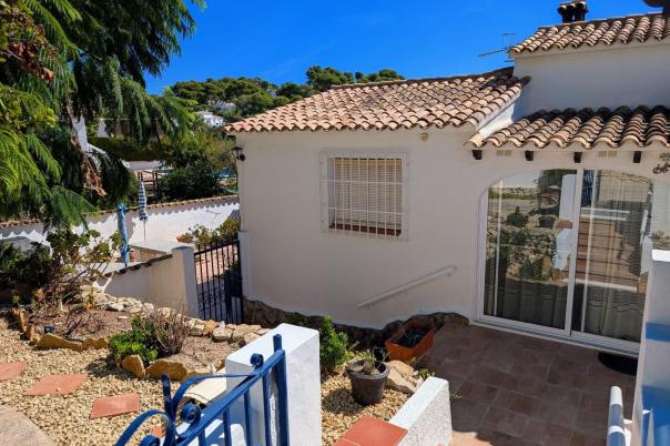 2 bed semi detached villa in Moraira