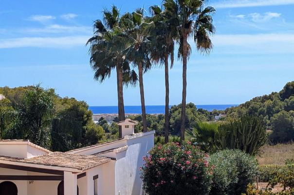 2 bed semi detached villa in Moraira