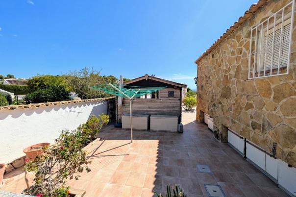 2 bed semi detached villa in Moraira