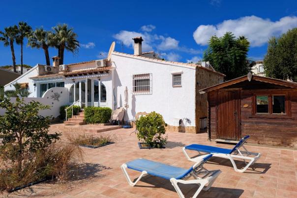 2 bed semi detached villa in Moraira