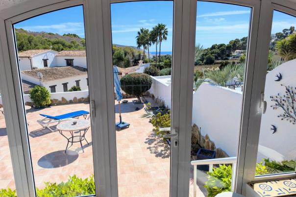 2 bed semi detached villa in Moraira