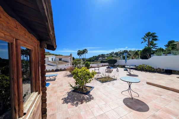2 bed semi detached villa in Moraira
