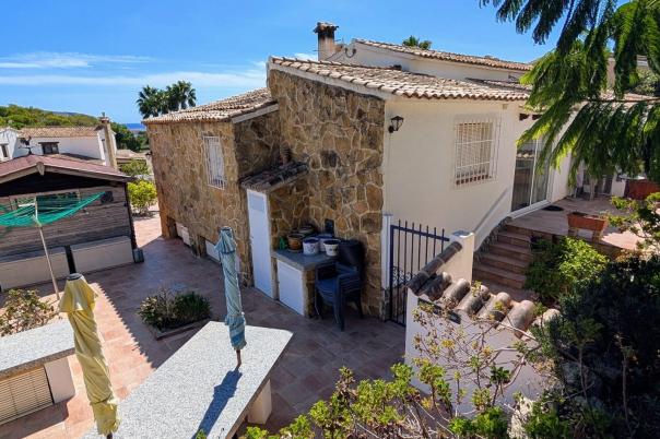 2 bed semi detached villa in Moraira