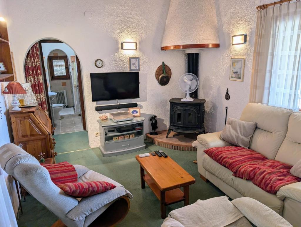 2 bed semi detached villa in Moraira