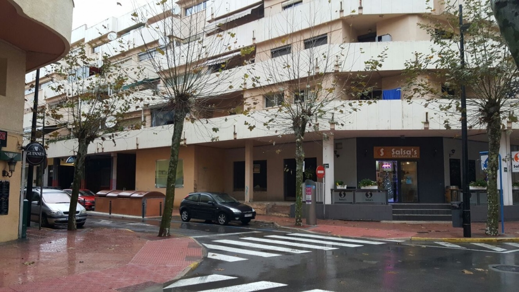 commercial premises in Calp