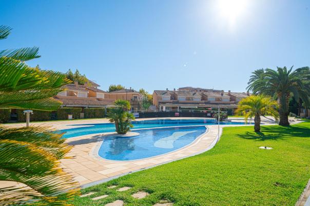 2 bed apartment in Javea