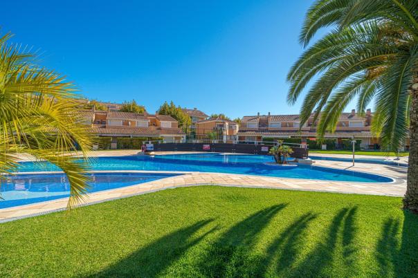 2 bed apartment in Javea