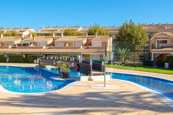2 bed apartment in Javea