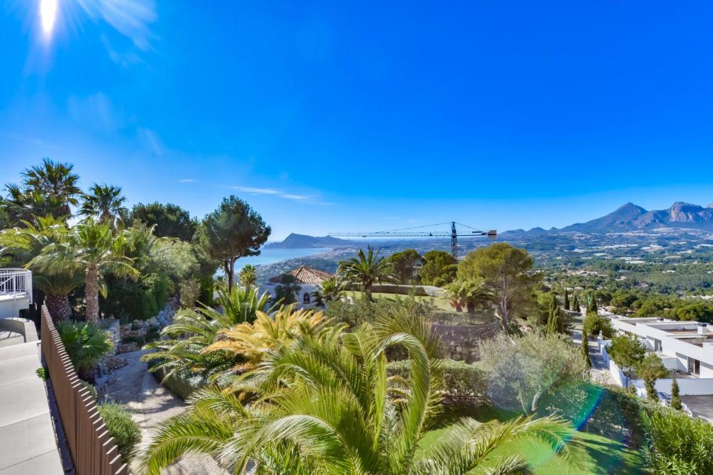 9 bed villa in Altea