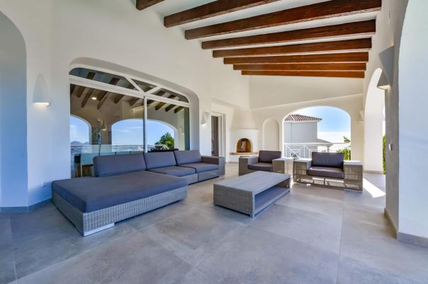 9 bed villa in Altea