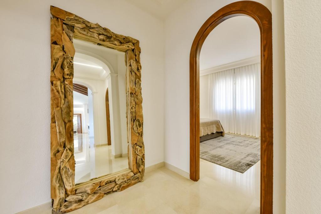 9 bed villa in Altea