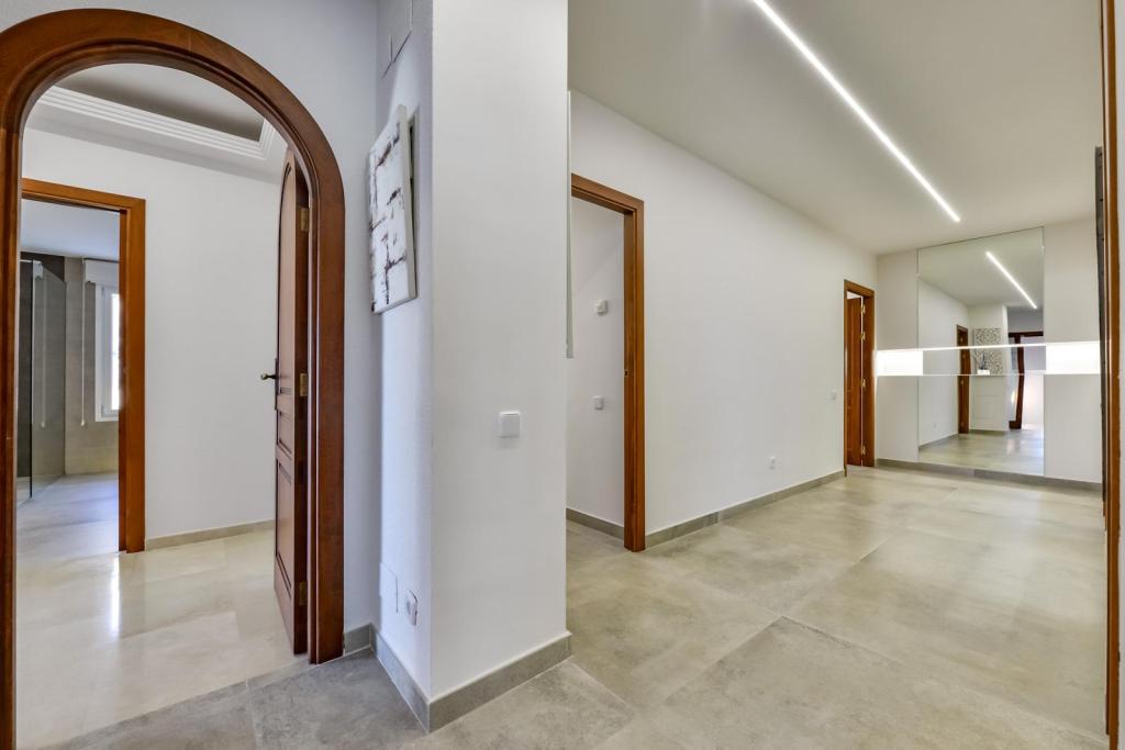 9 bed villa in Altea