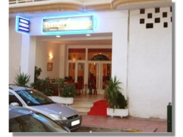 Everest Tandoori - Indian / Nepali Restaurant