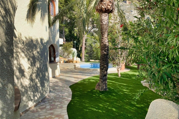 4 bed villa in Altea