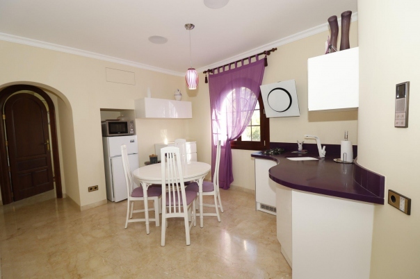 4 bed villa in Altea