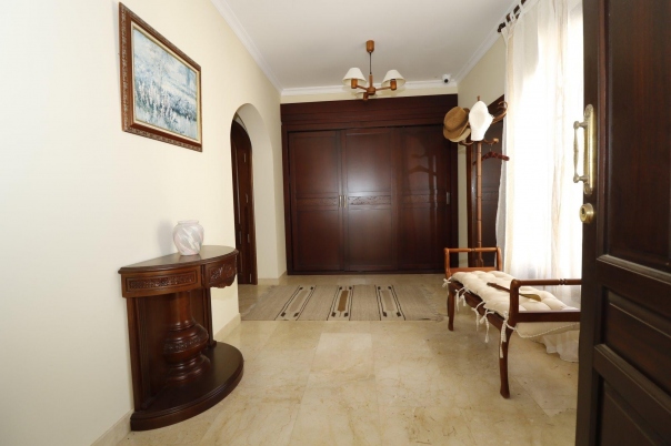 4 bed villa in Altea