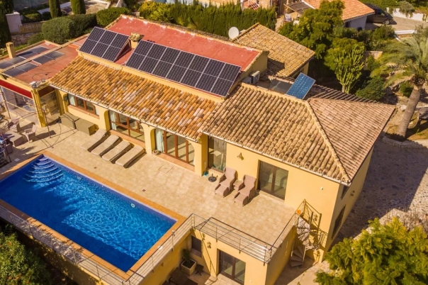 7 bed villa in Moraira