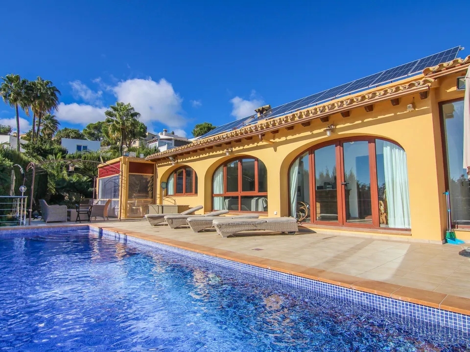 7 bed villa in Moraira