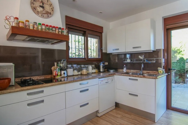 7 bed villa in Moraira