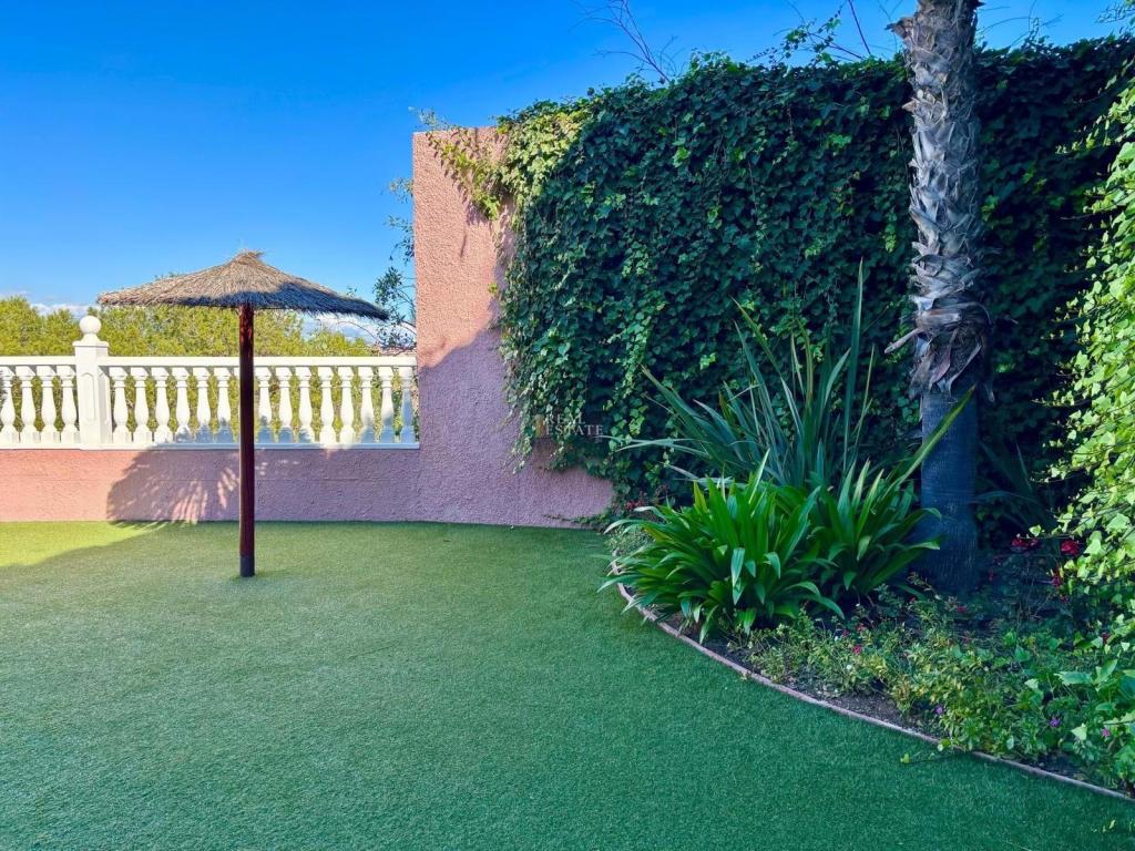 3 bed bungalow in Santa Pola