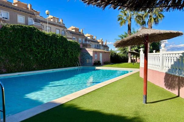 3 bed bungalow in Santa Pola