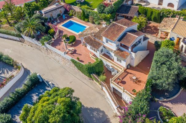 4 bed villa in Moraira