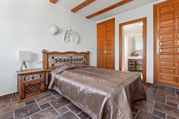 4 bed villa in Moraira